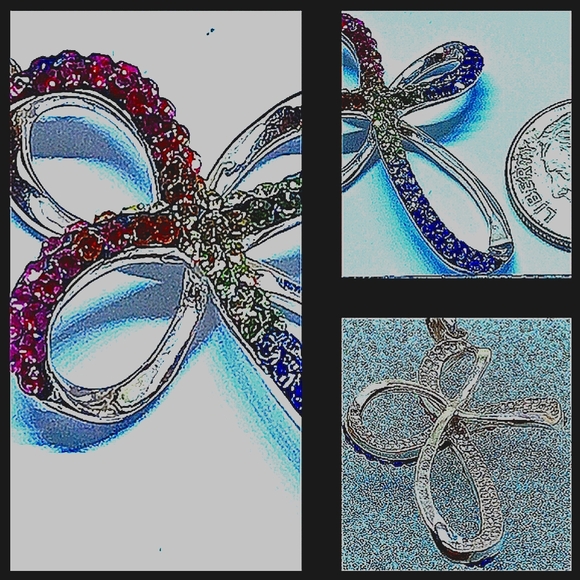 .925 SS Crystal Gemstone Stamped Cross Pendant W/Necklace NWOTs - Picture 2 of 4